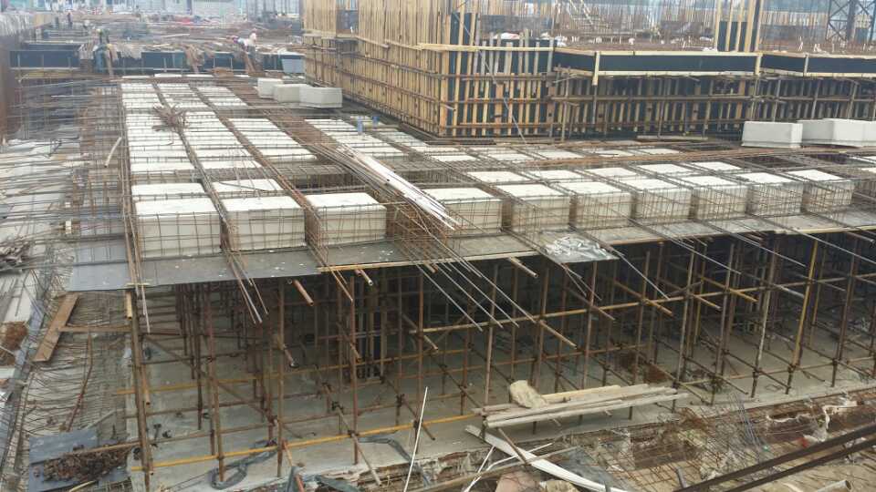 濟南蜂巢芯定做 蜂巢芯專業(yè)定做廠家-濟南標迪夫建材提供濟南蜂巢芯定做 蜂巢芯專業(yè)定做廠家的相關(guān)介紹、產(chǎn)品、服務(wù)、圖片、價格蜂巢芯、濟南蜂巢芯廠家、濟南蜂巢芯價格、山東蜂巢芯廠家、濟南疊合箱專利、一次性模殼專利銷售、